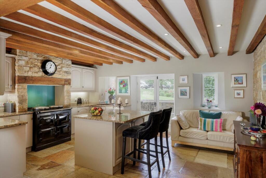 Fabulous Farmhouse in Hampshire