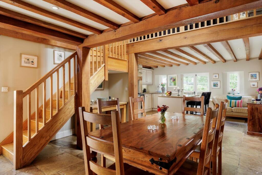 Fabulous Farmhouse in Hampshire