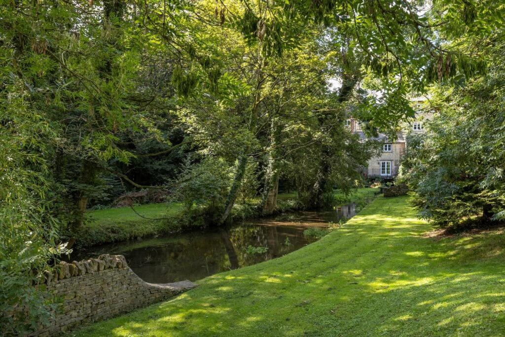 Fabulous Farmhouse in Hampshire