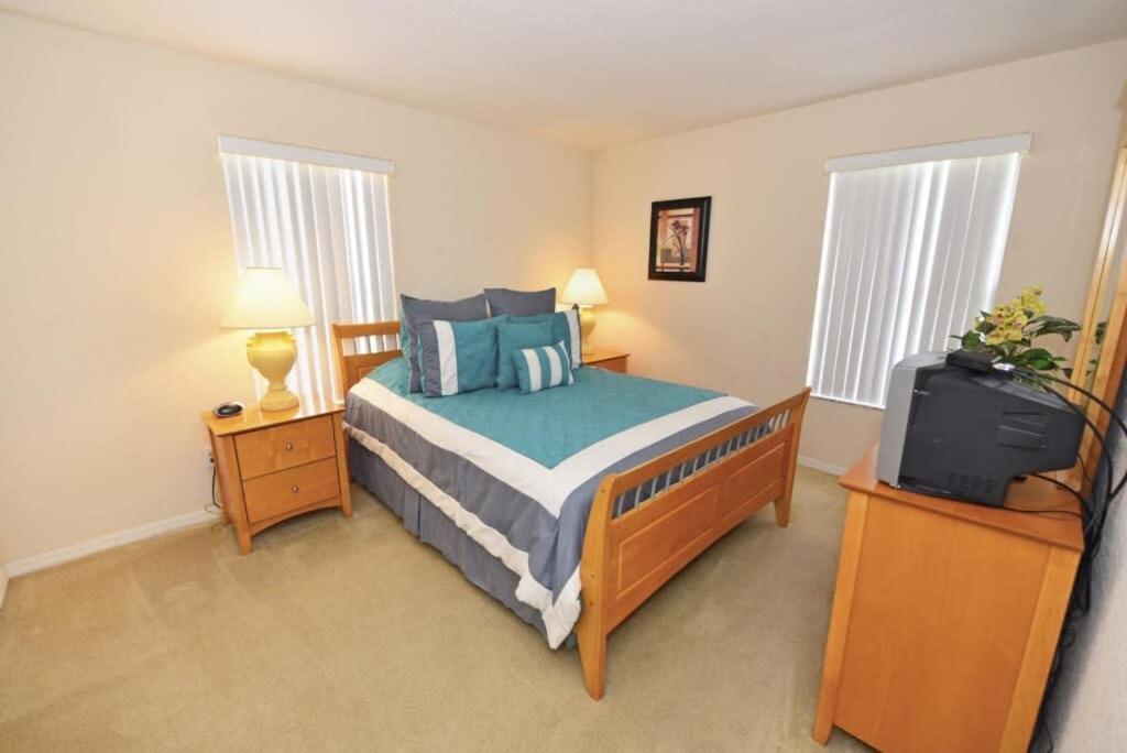 Cozy 5Bed High Grove Resort w Pool Spa Game Rm