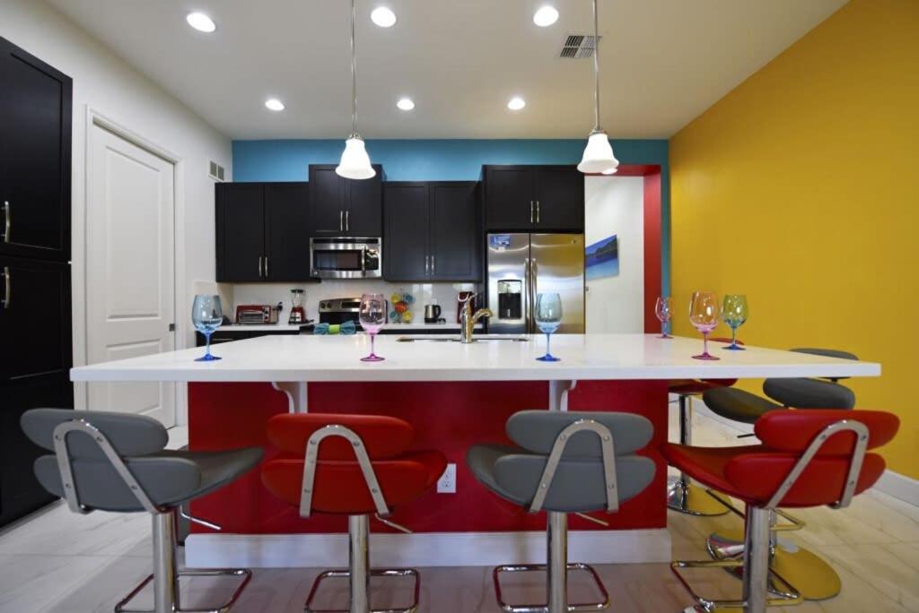 Colorful & Kid Friendly 5Bd Pool TH Festival-422CD view 3