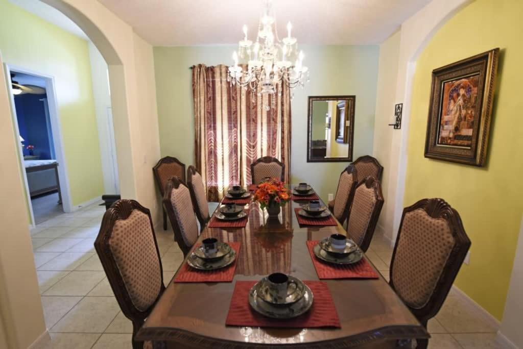 Gorgeous 5Bd Gm Spa Pool Hm Watersong-318YS view 2