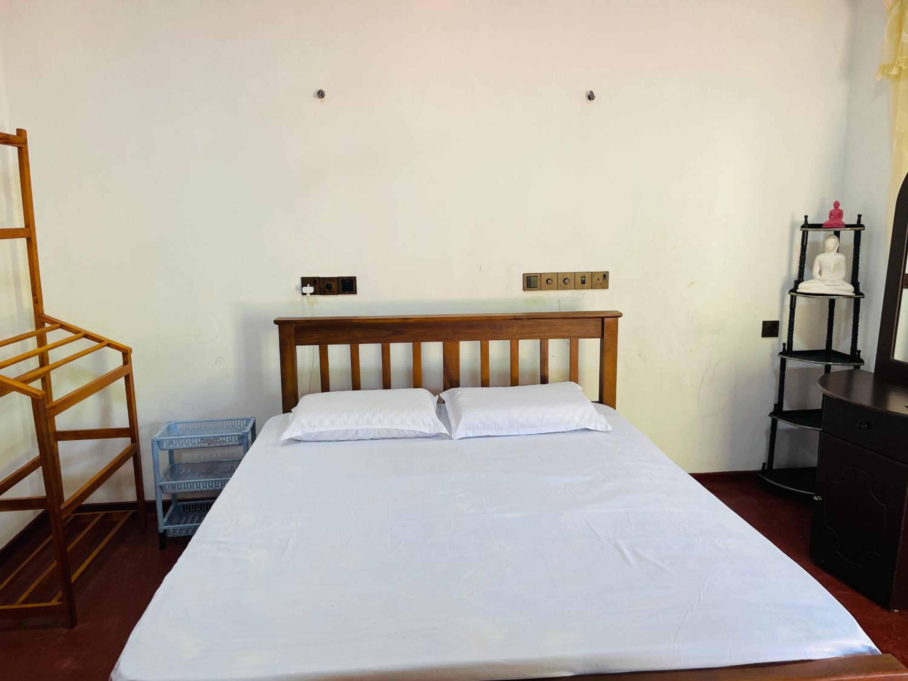 Sathsarani House