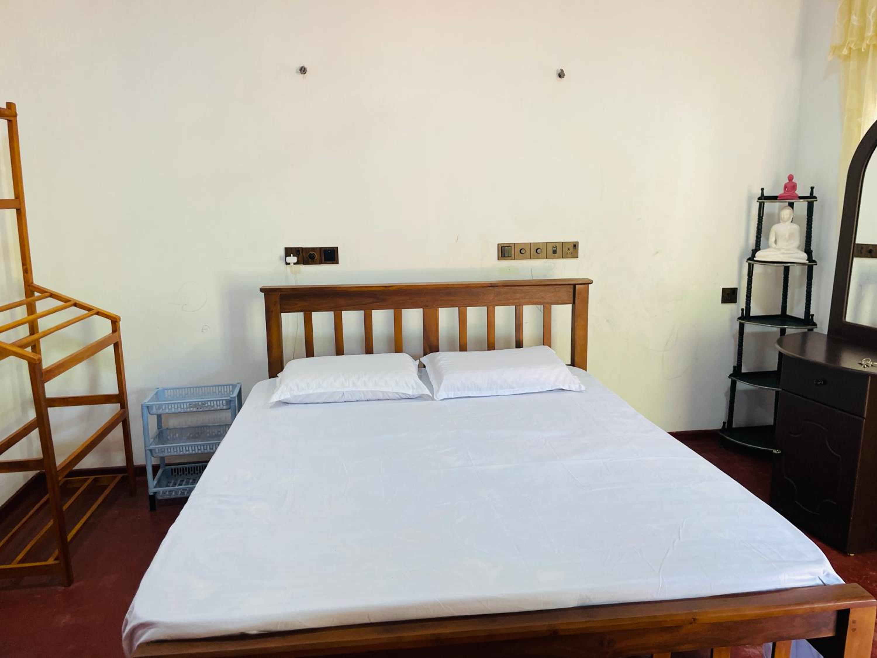 Sathsarani House