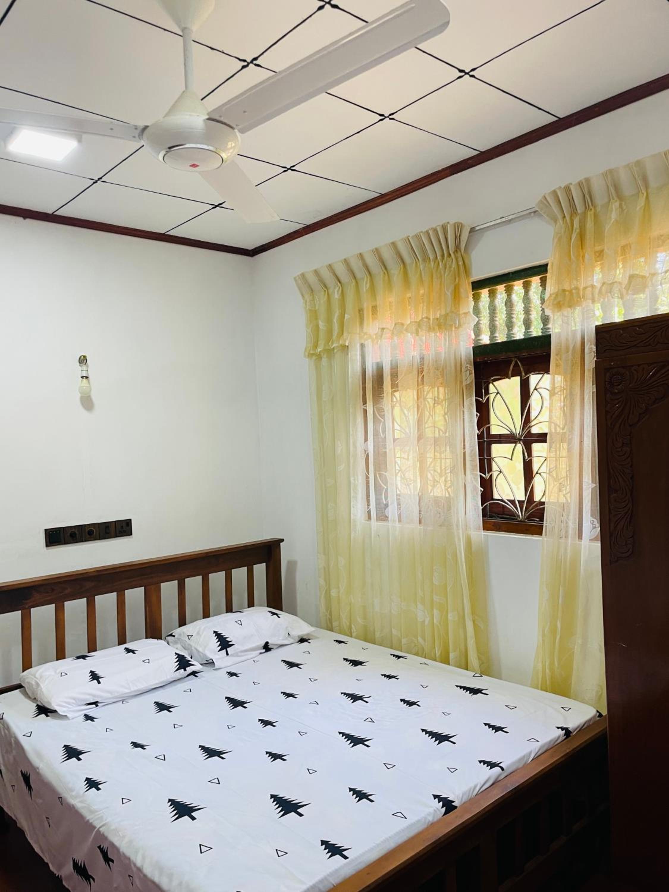 Sathsarani House