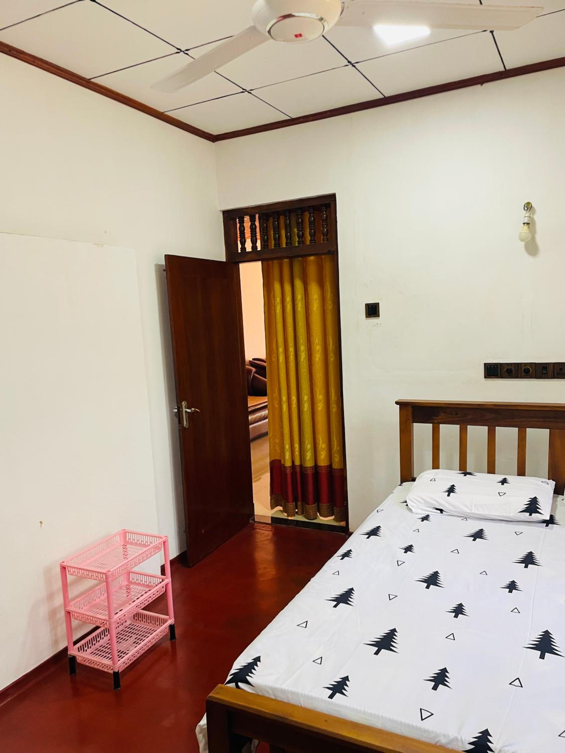 Sathsarani House