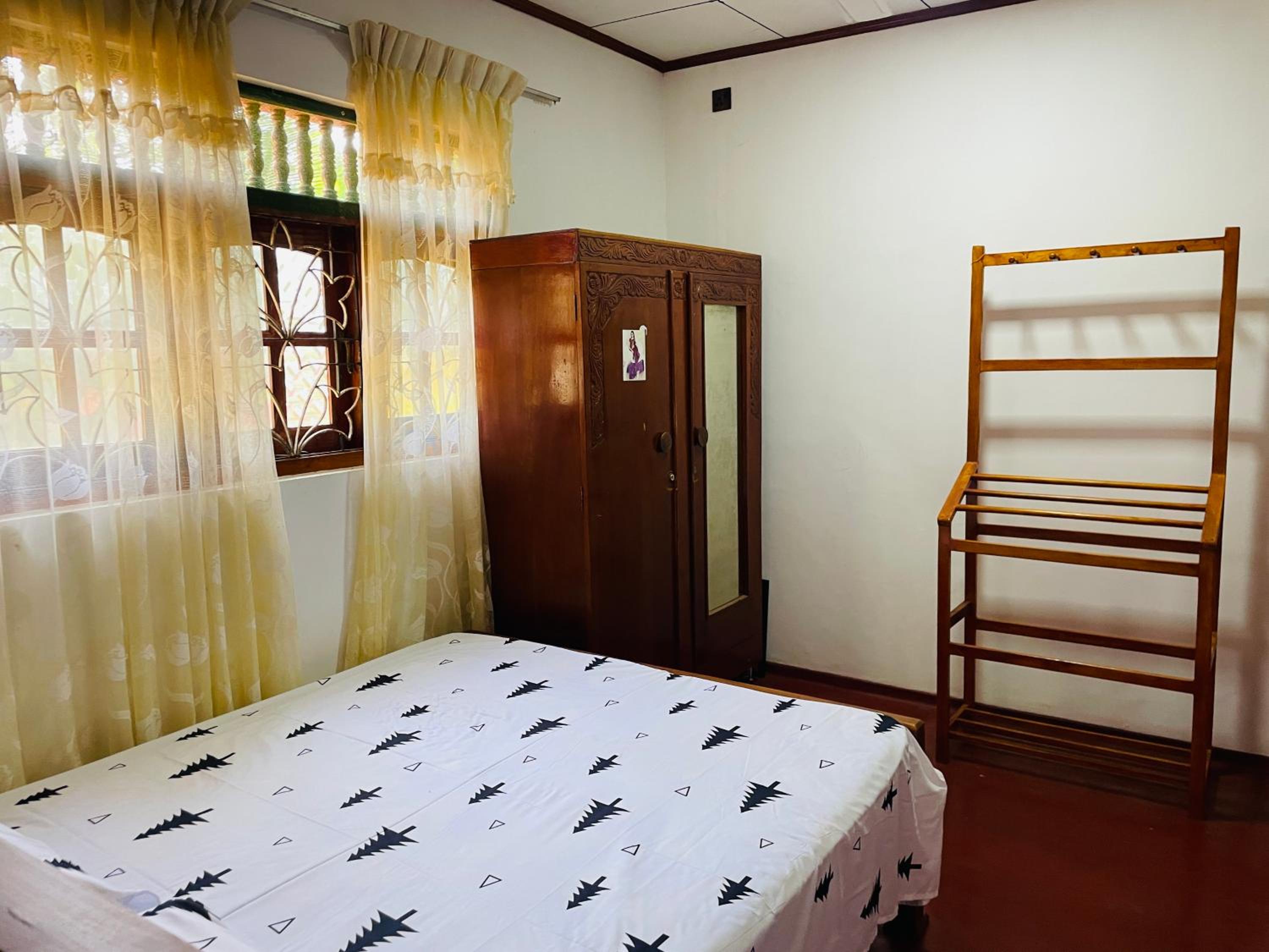 Sathsarani House