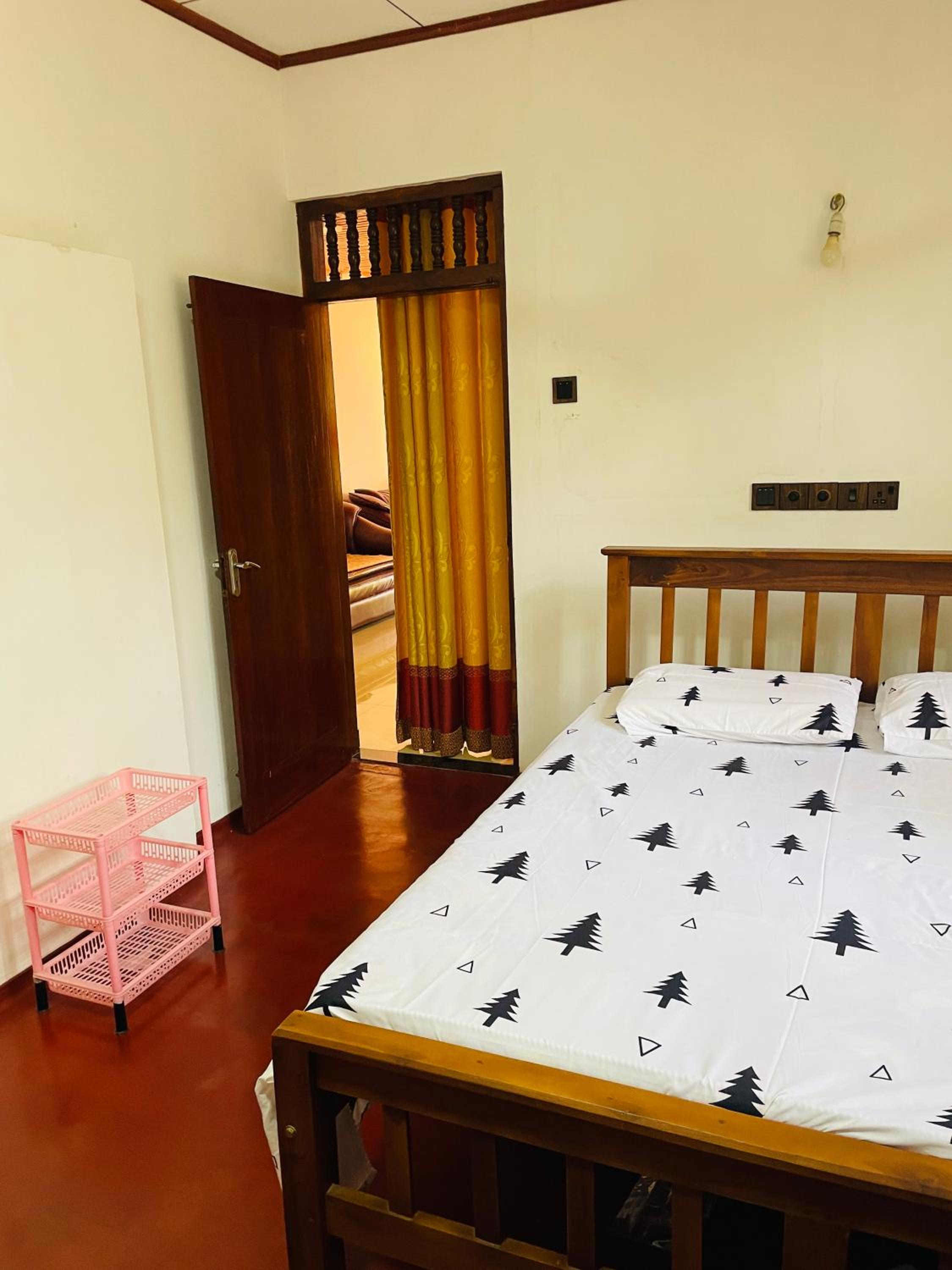 Sathsarani House
