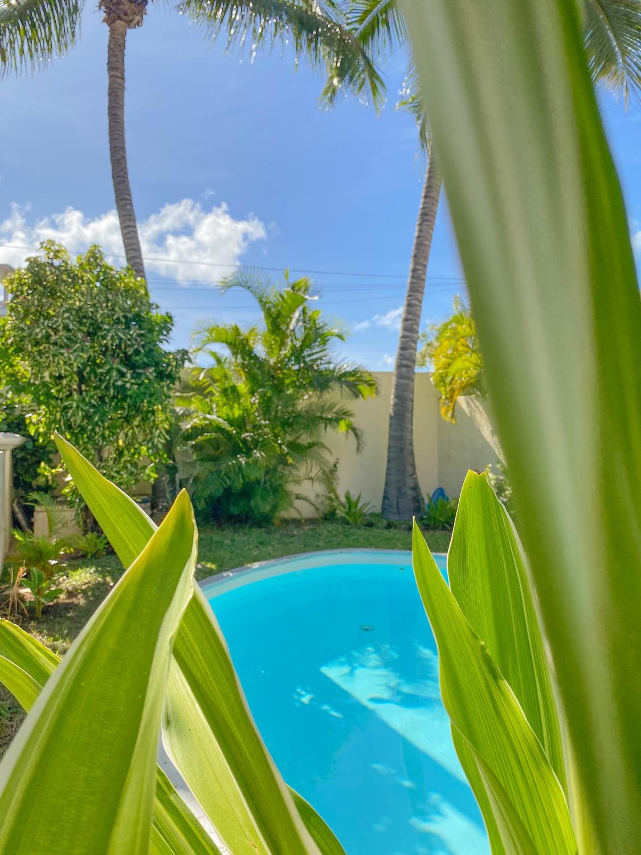 Chic Home with Private Pool, 1 min to Beach