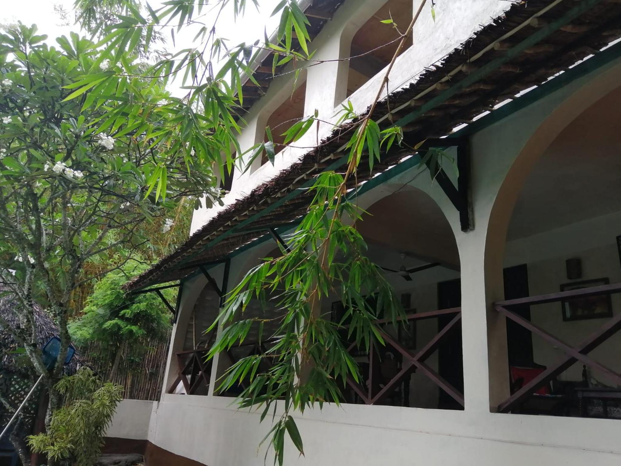 Sunset Villa's Tropical Garden House