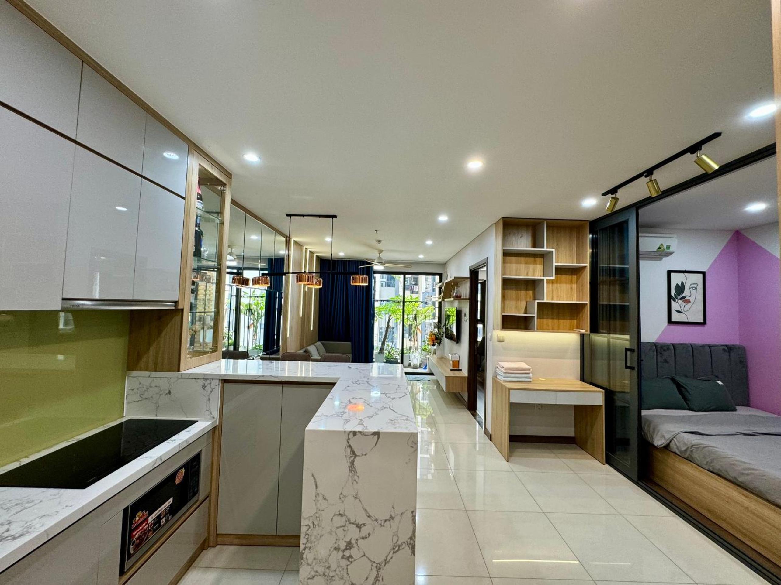 Zhome - 1,2,3 BR apartment in Ha Do Centrosa - District 10