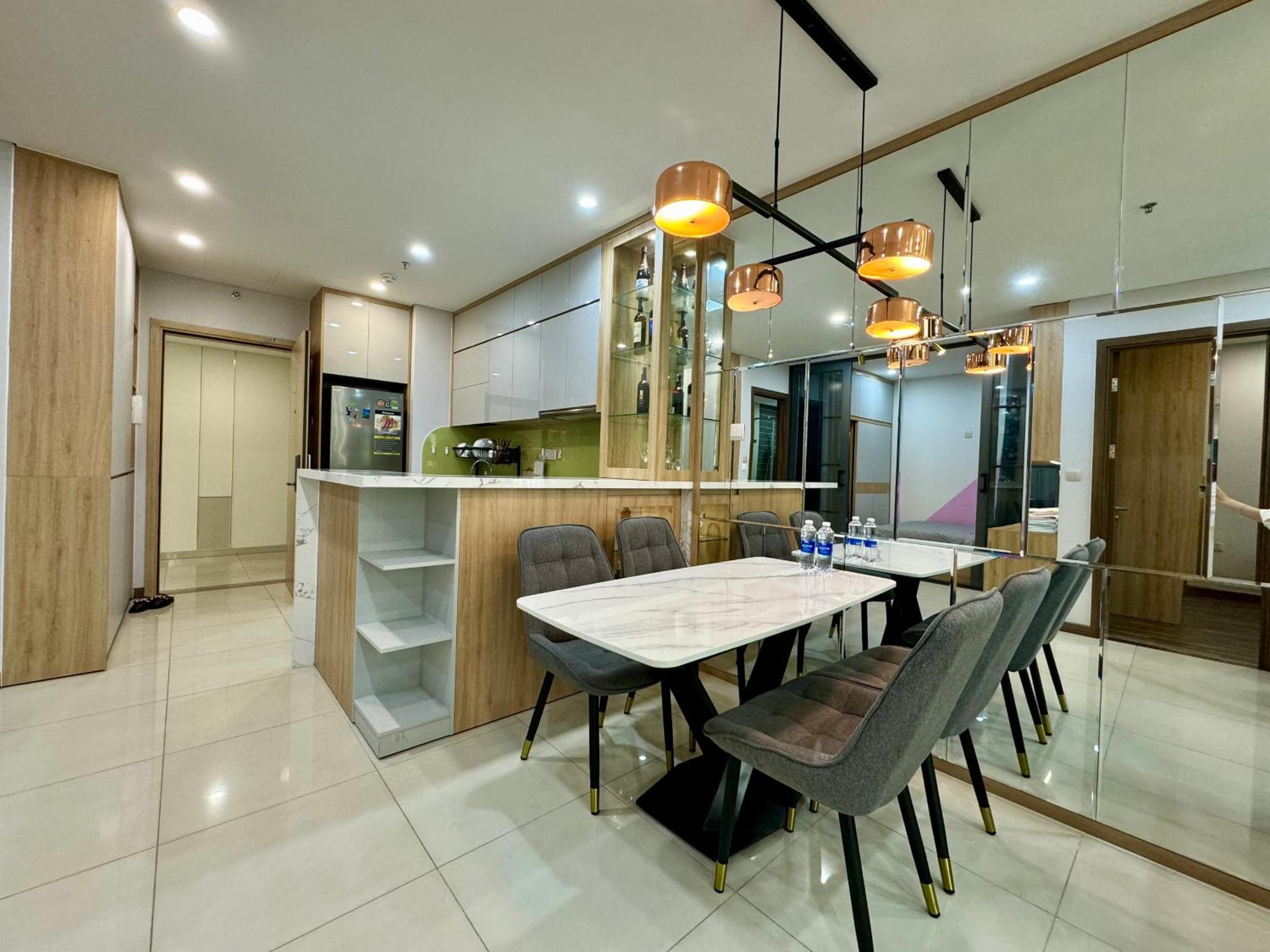 Zhome - 1,2,3 BR apartment in Ha Do Centrosa - District 10