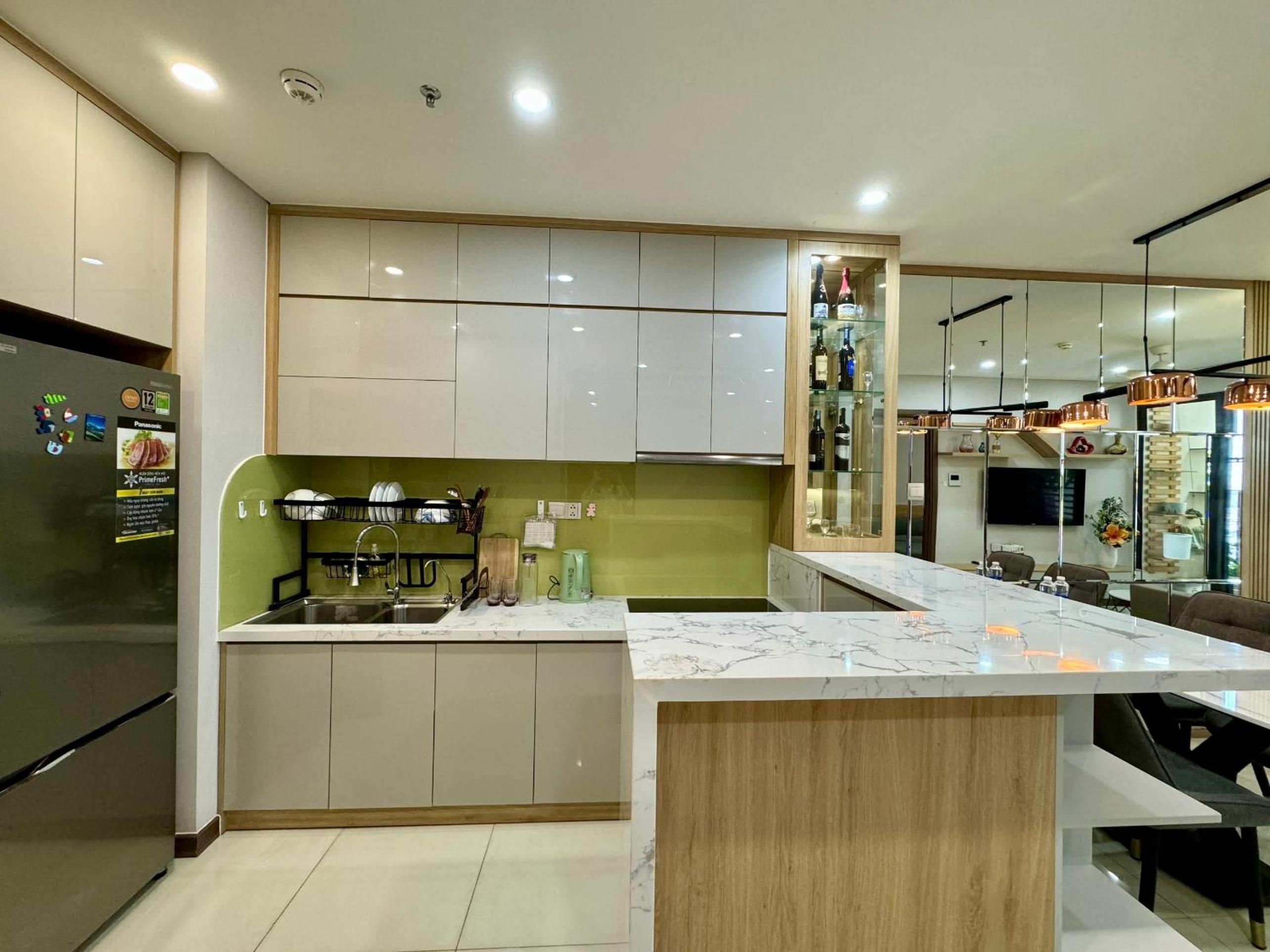 Zhome - 1,2,3 BR apartment in Ha Do Centrosa - District 10