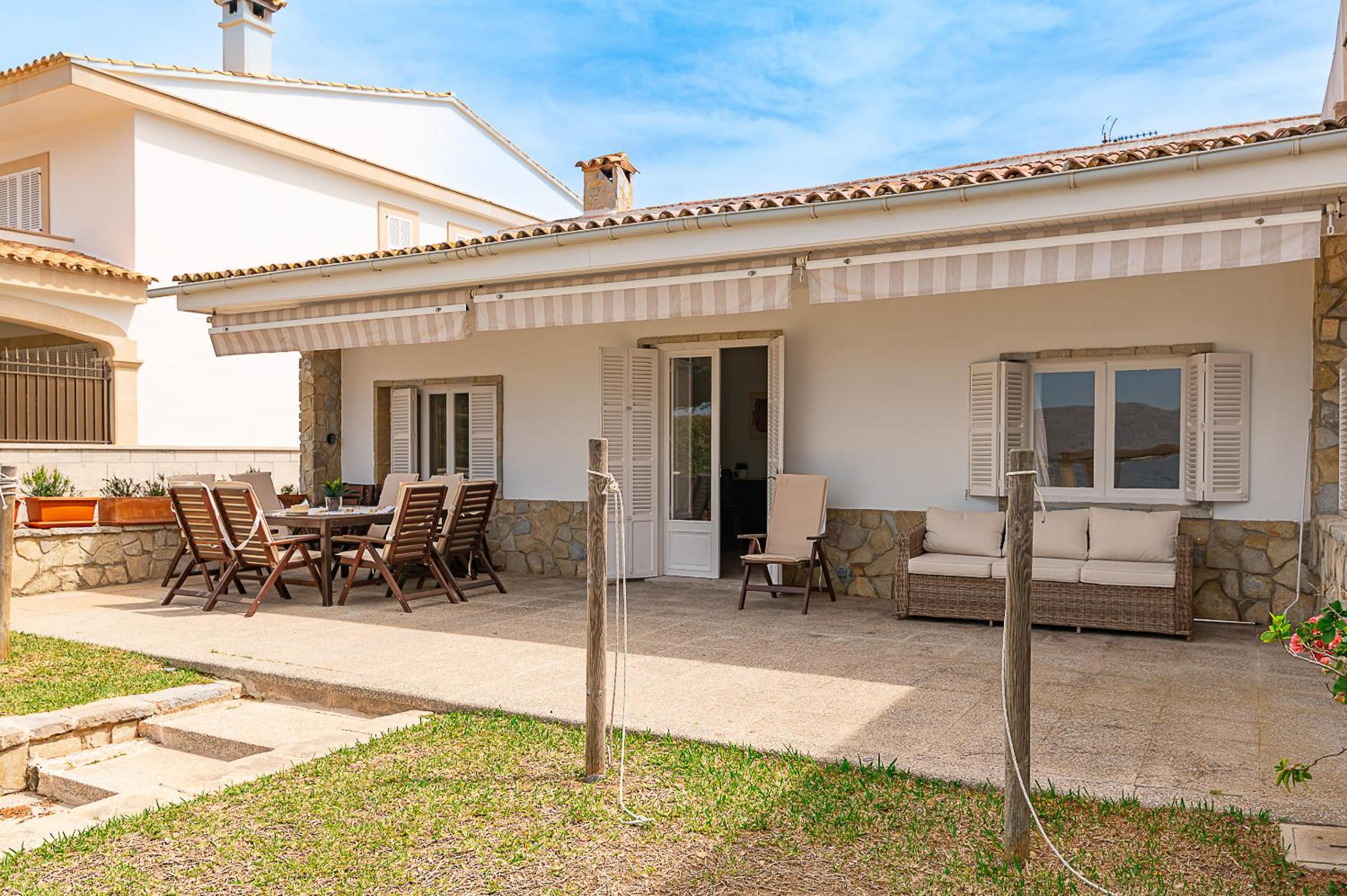 Villa Me Chabot by Sealand Villas