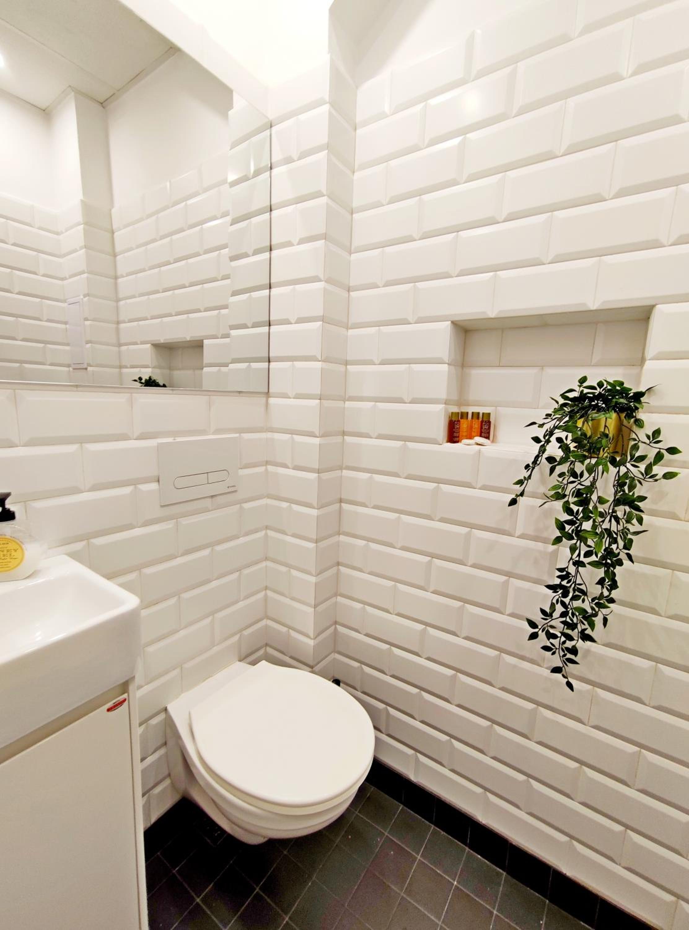 Top Centre 1 Bedroom Apt next to Vitosha Blvd.