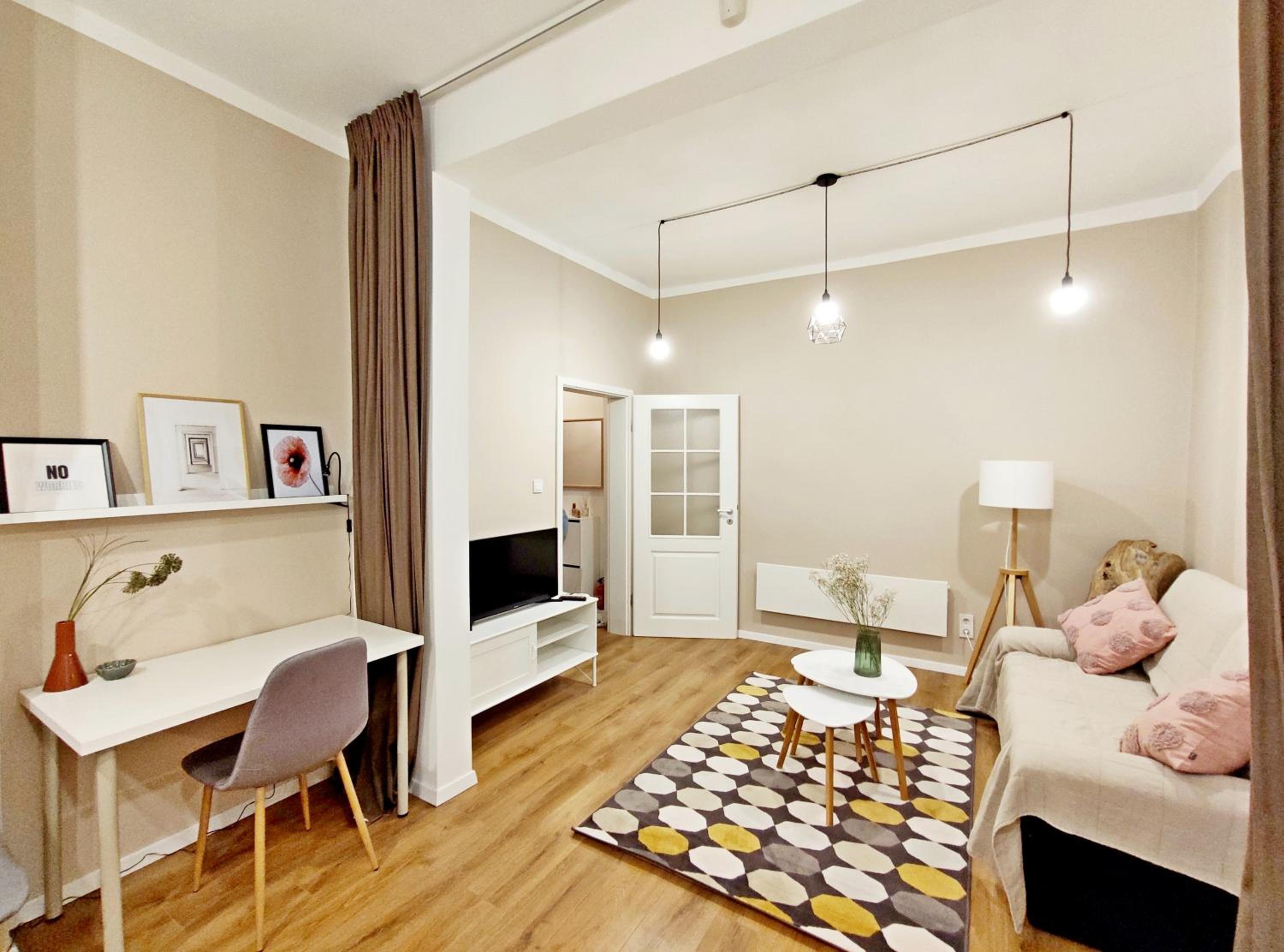 Top Centre 1 Bedroom Apt next to Vitosha Blvd.