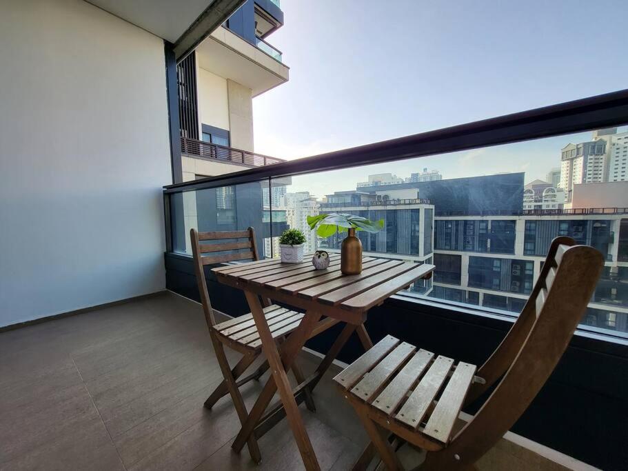 Arcoris Mont Kiara 18# Deluxe One Bedroom Balcony #1-2Pax Mont Kiara KL