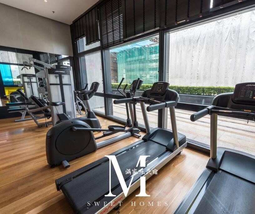 Arcoris Mont Kiara 18# Deluxe One Bedroom Balcony #1-2Pax Mont Kiara KL