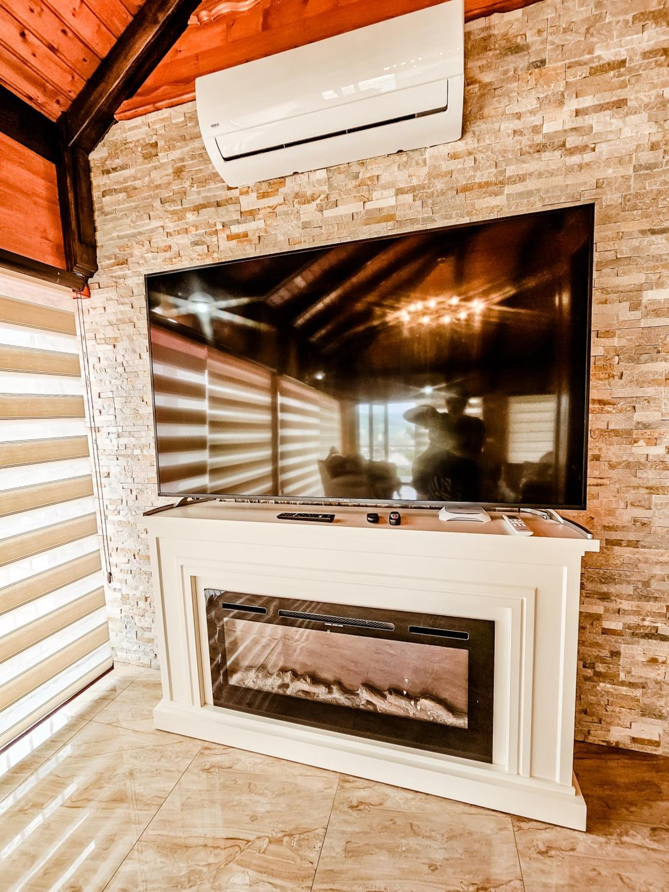 Lux Villa Emina