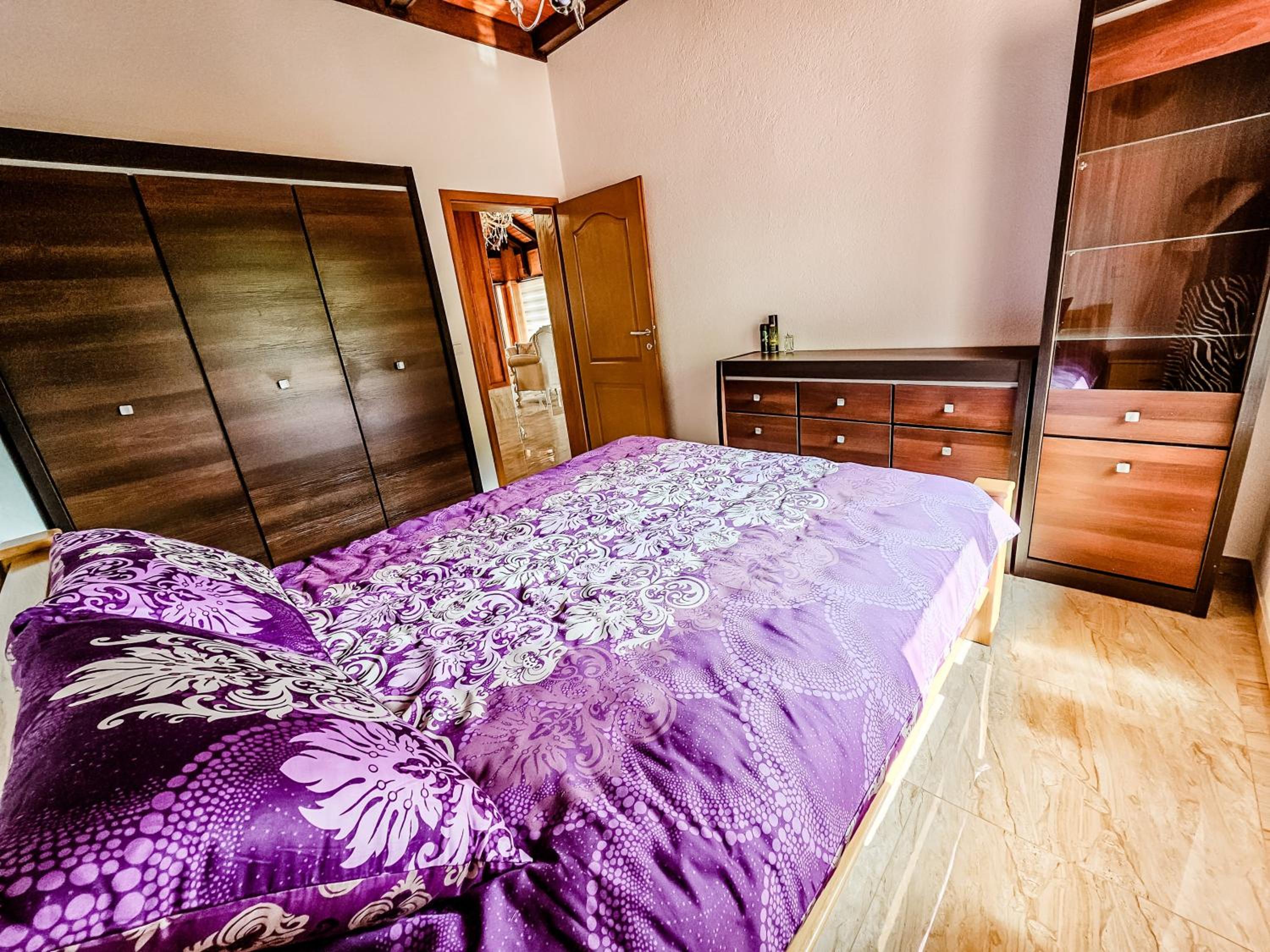 Lux Villa Emina