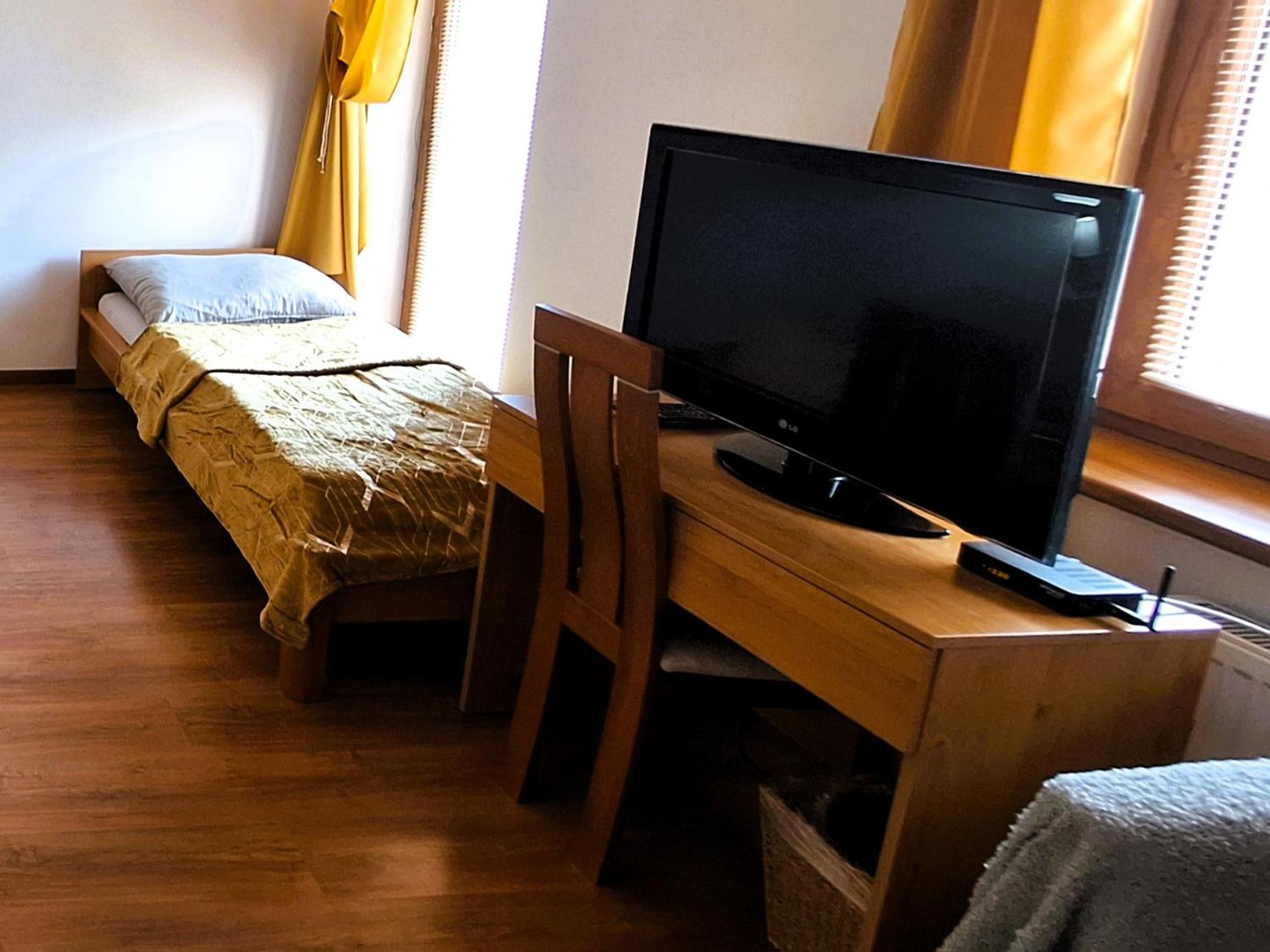 Photo 23