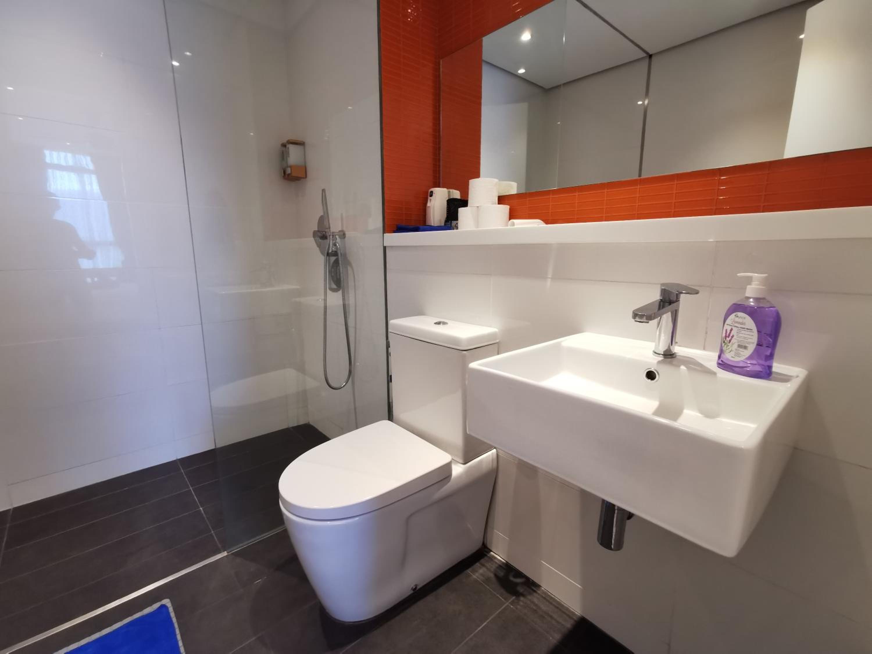 Arcoris Mont Kiara 3# 163 Retails # 1 bedroom with Court Yard View