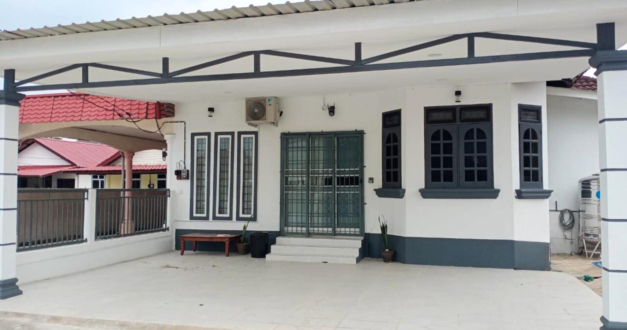 Beril Homestay Full Aircond, Free Wifi, Netflix, Water Filter photo 1