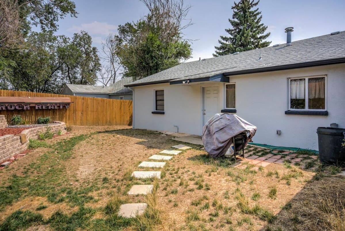4BR Olympic Training Center with Grill