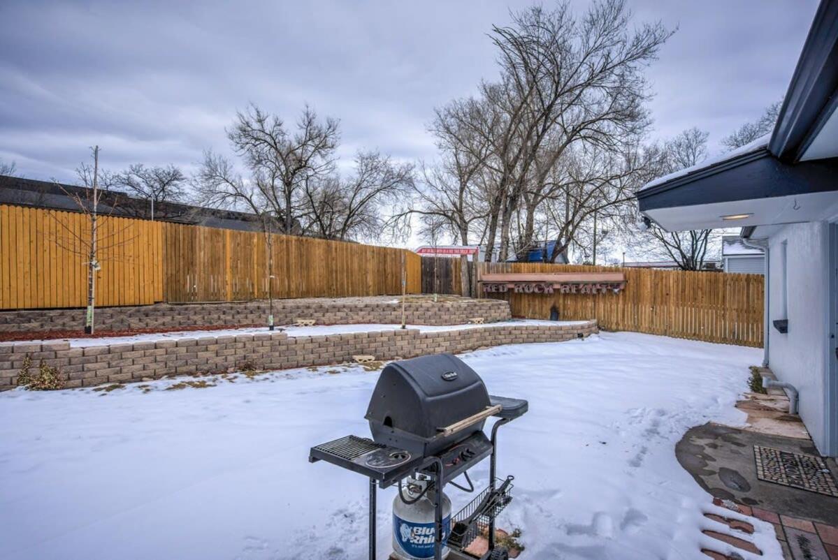 4BR Olympic Training Center with Grill