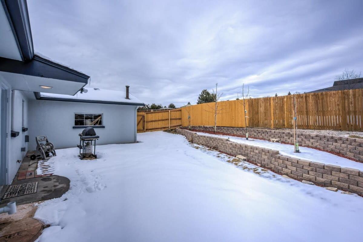 4BR Olympic Training Center with Grill