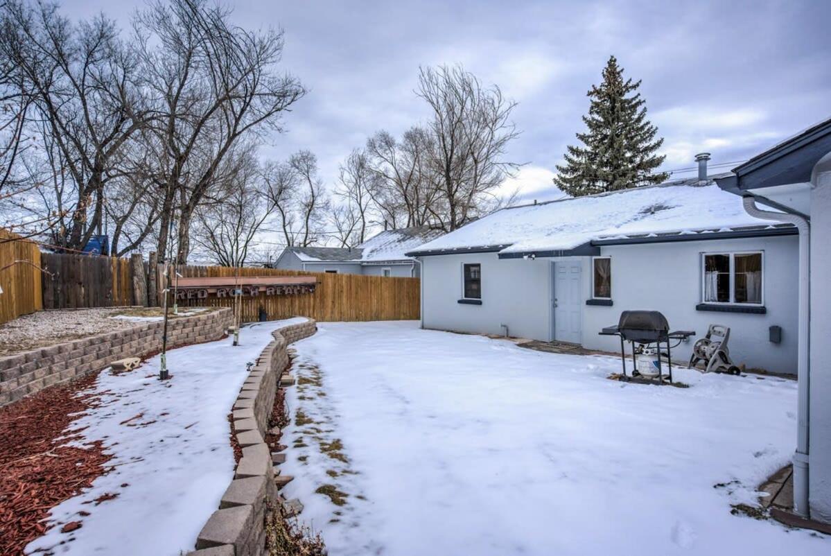 4BR Olympic Training Center with Grill
