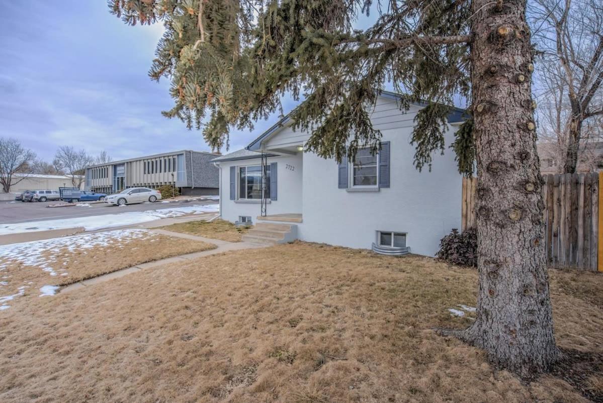 4BR Olympic Training Center with Grill