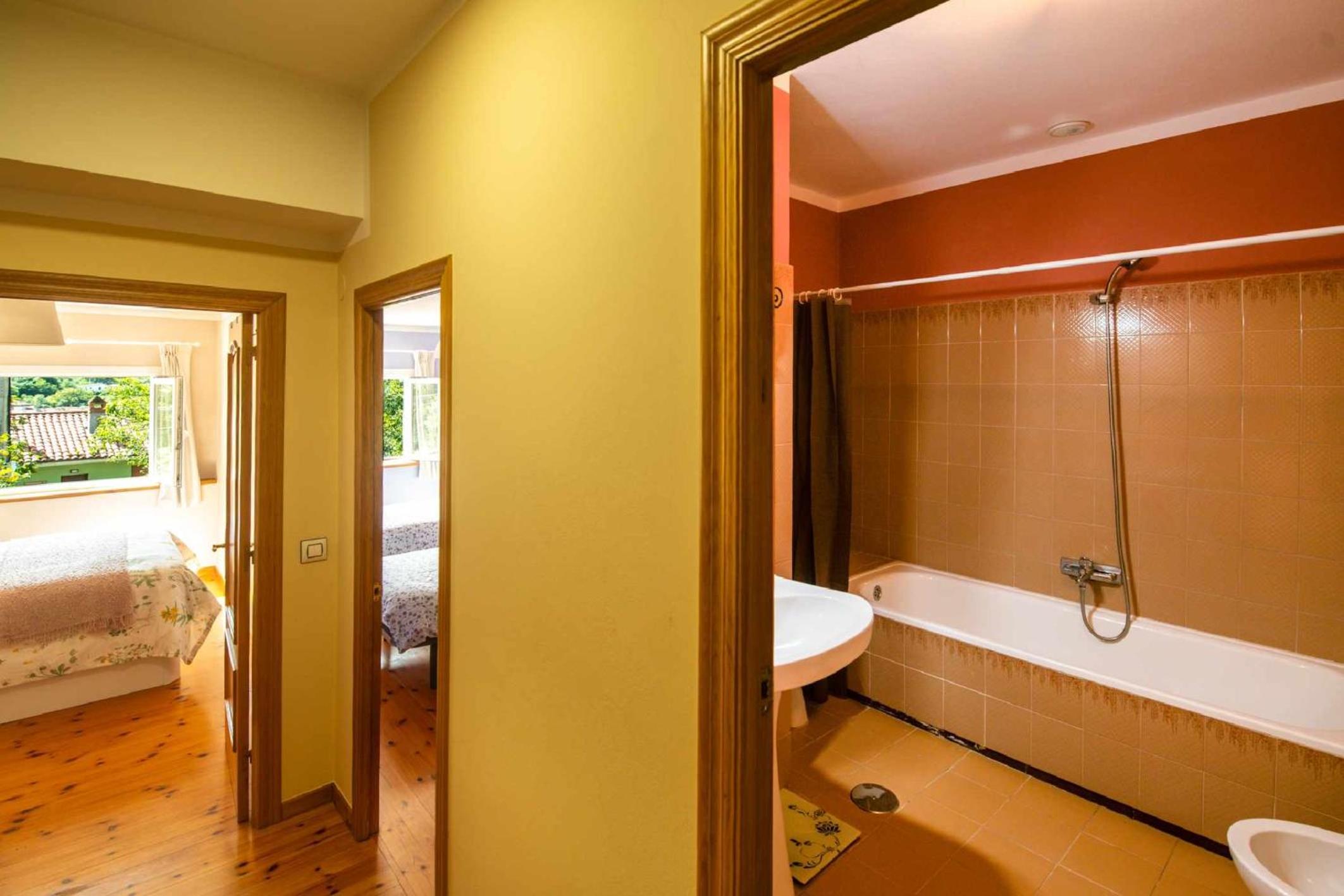 Villa Selina Llanes – Terraza, Vista y Playa Cerca