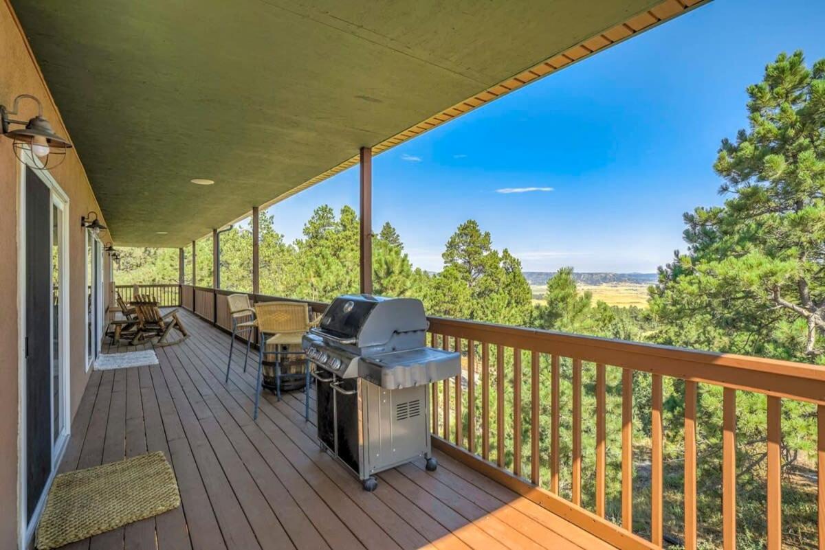 Nature's Oasis 4BD Ranch Retreat Hot tub