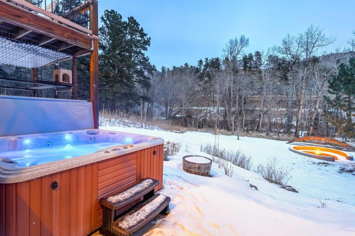 Green Mt Getaway Hot Tub Game Room & Fire Pit view 3