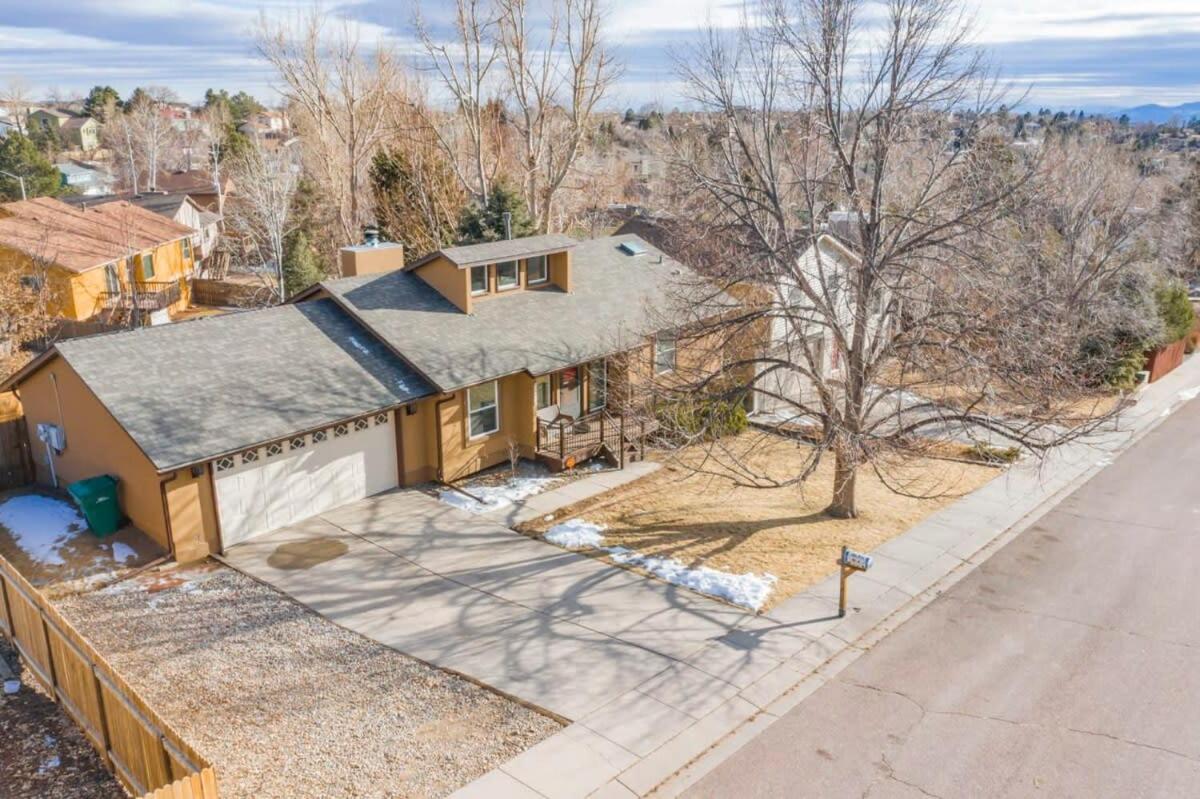3BD Quiet Suburbs Restaurants & Parks view 4