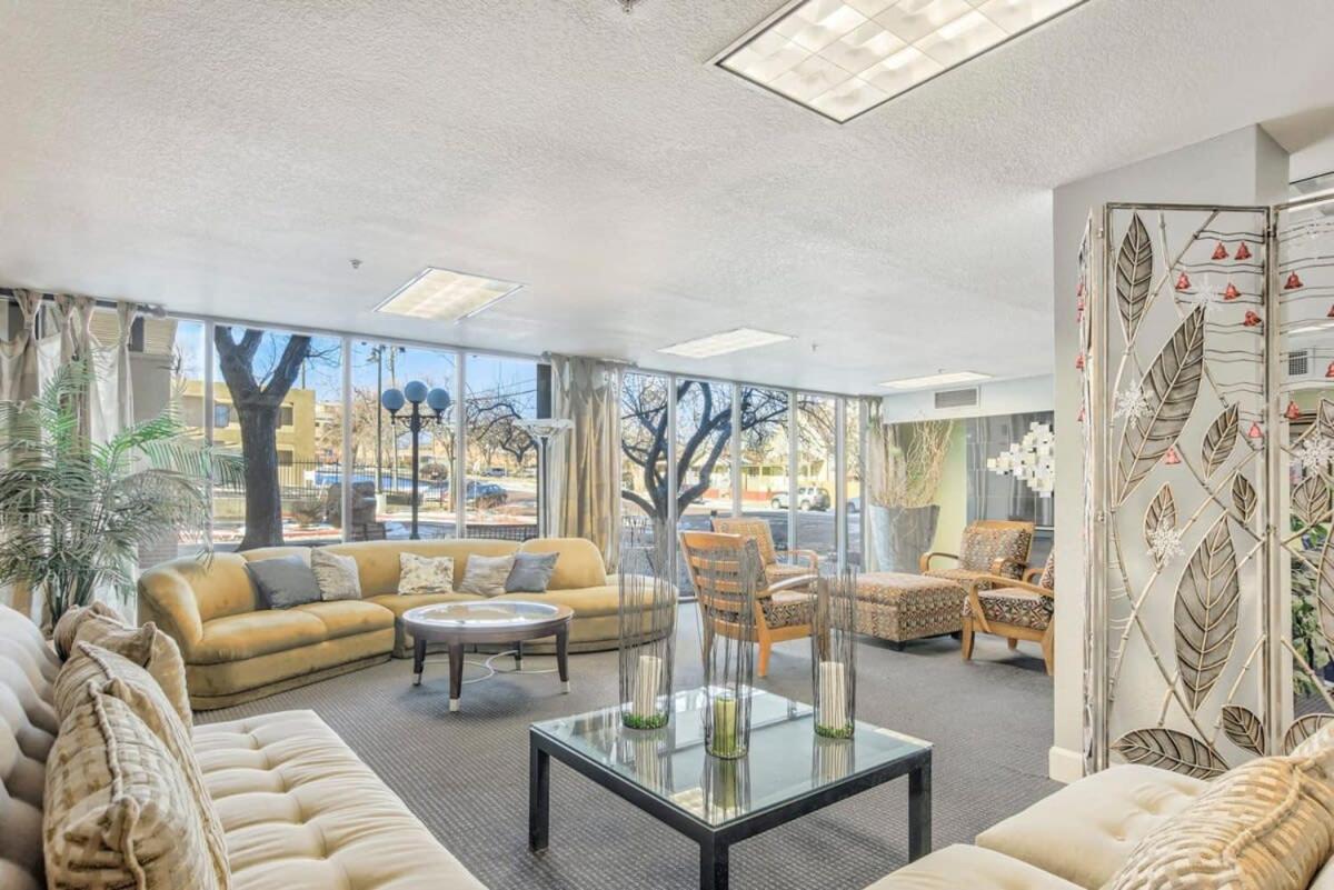 Chic Skyview Studio Downtown Colorado Springs view 5