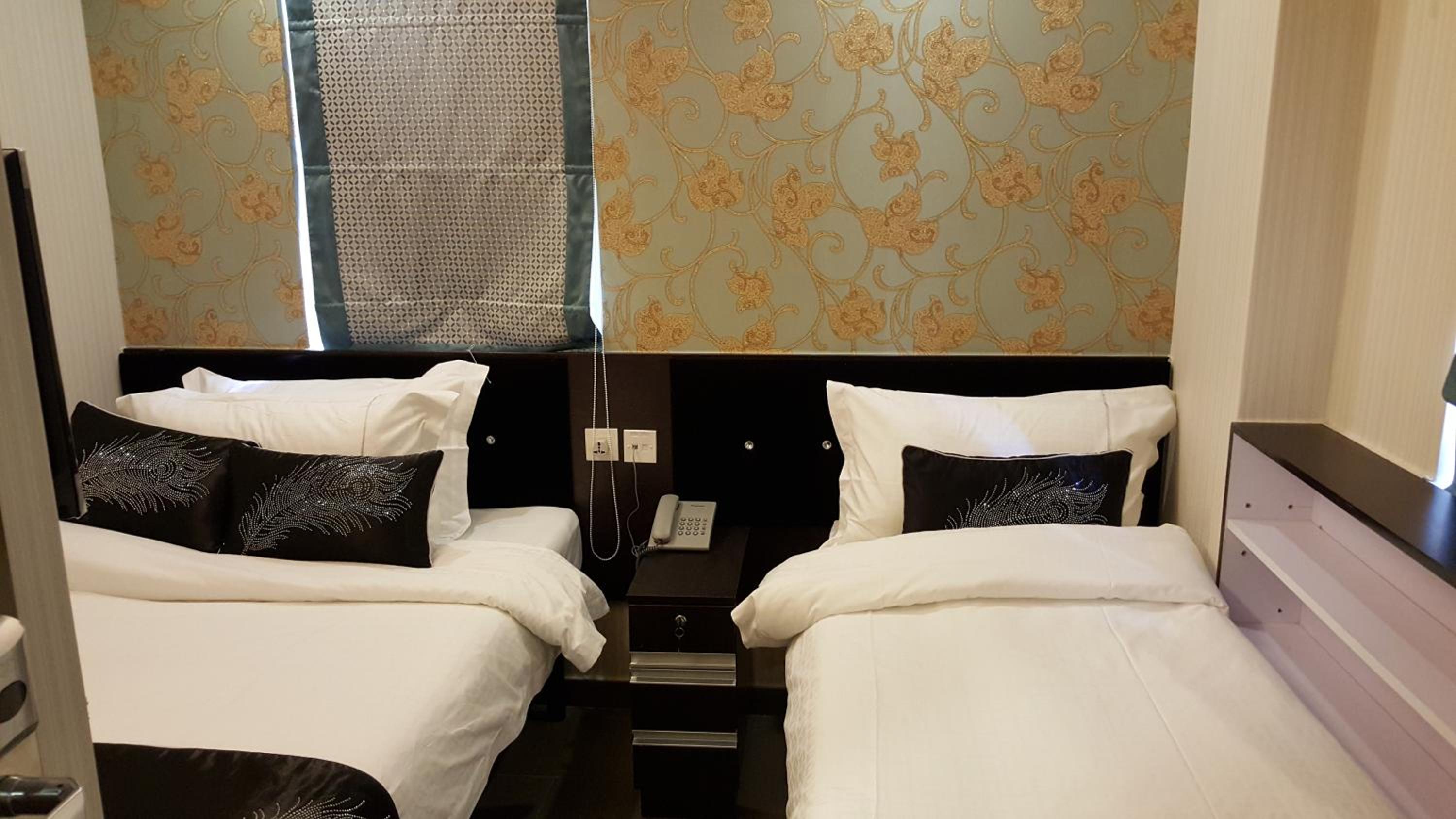 Seasons Hotel - Causeway Bay