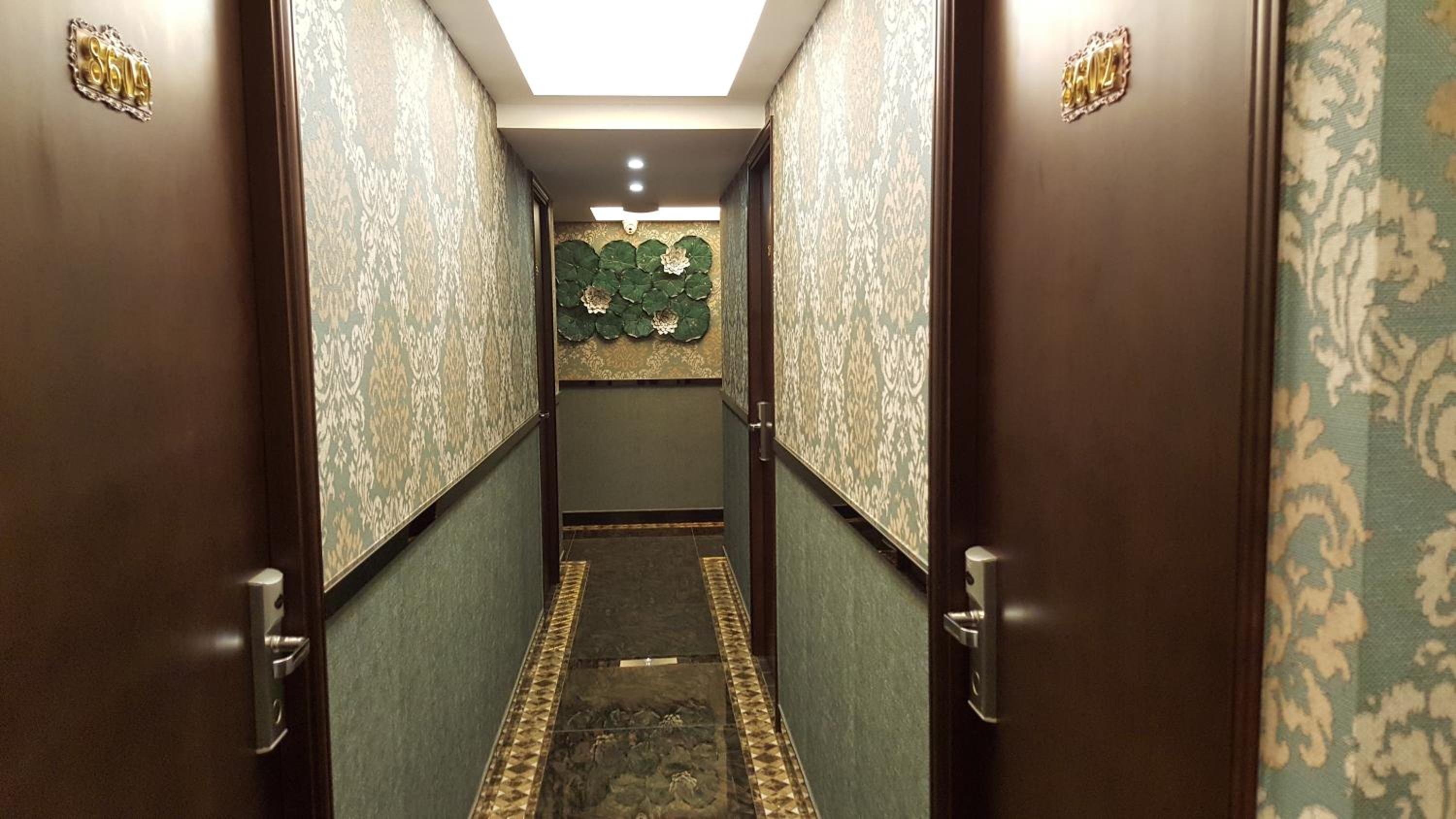 Seasons Hotel - Causeway Bay