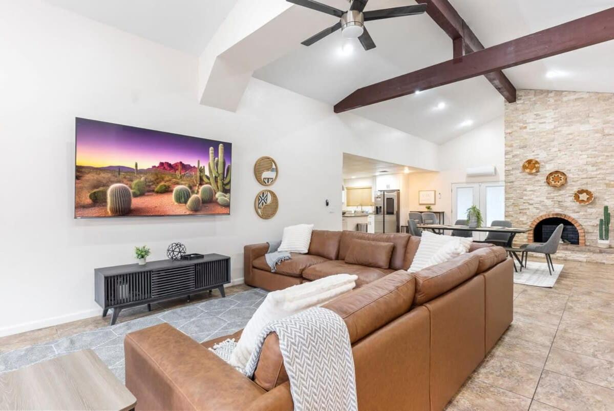 4BD Pool Basketball Hot Tub Pool Table view 5