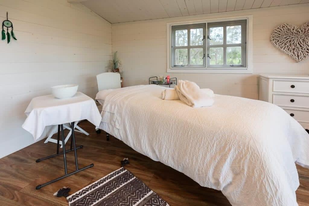 Coolangatta Vacations - Little Magic Tiny House by Tiny Away - Property Image 3