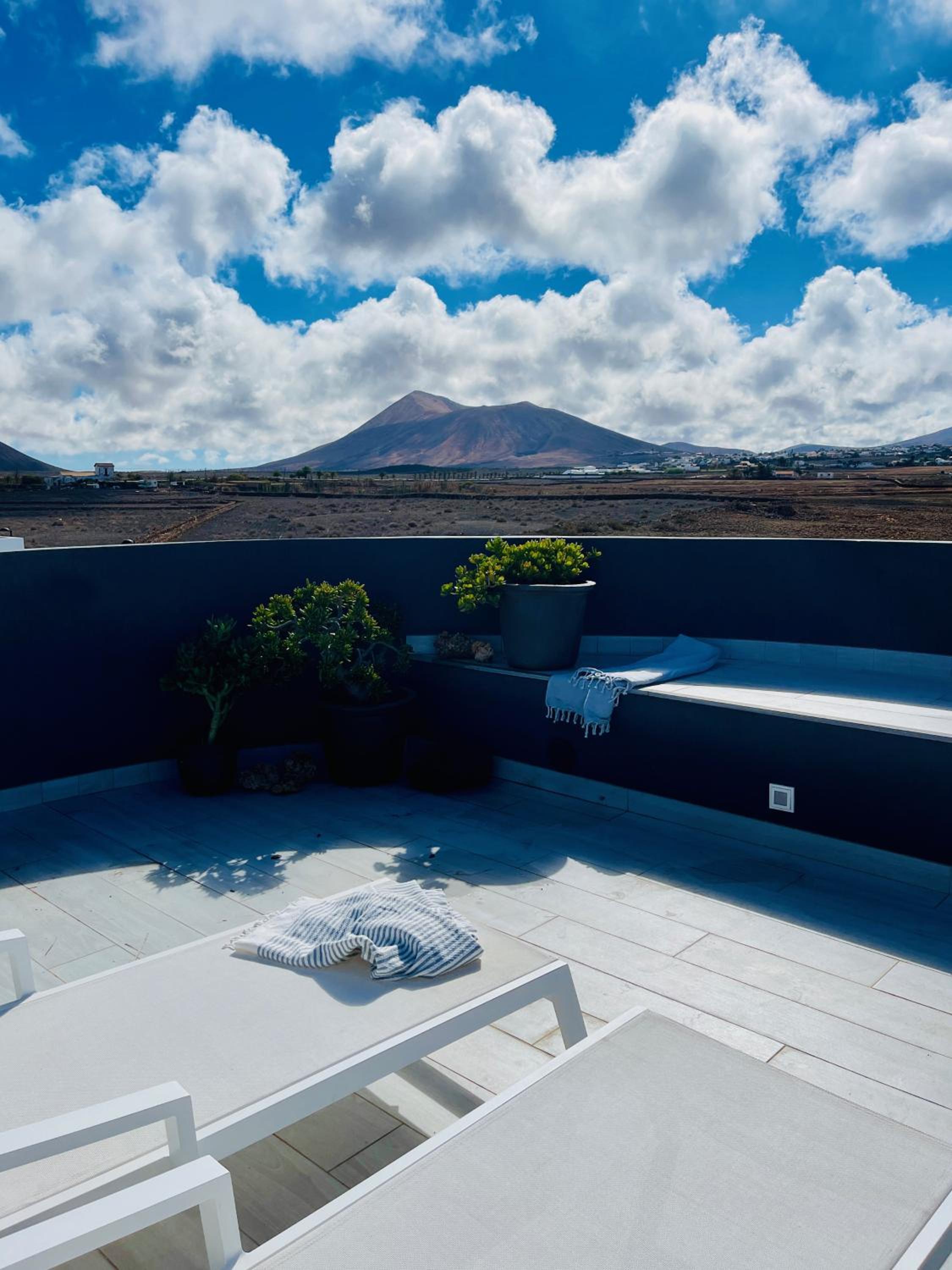 CASA MIRABEL