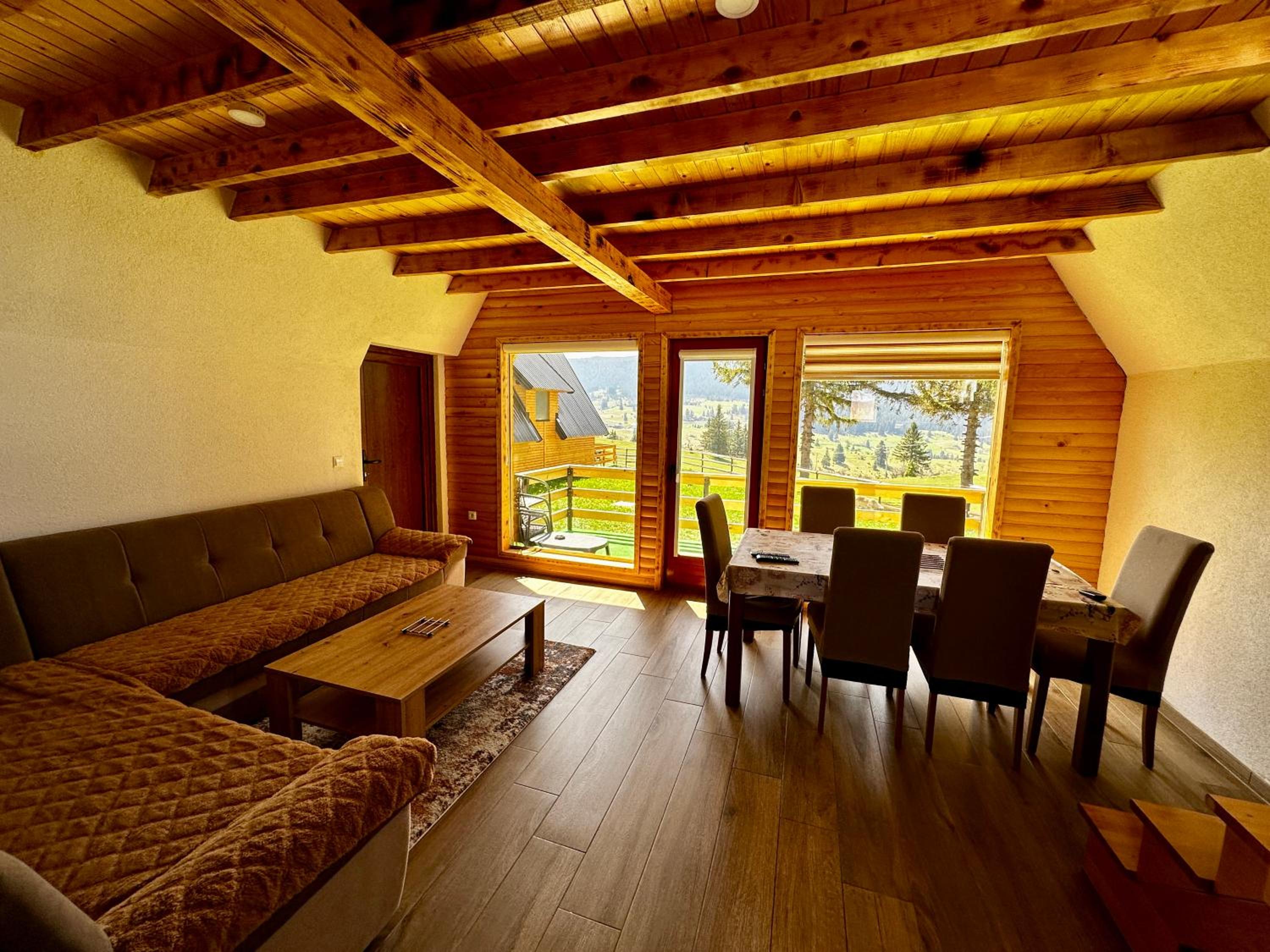Vlasic Odmor - Villa Krajina IV & jacuzzi