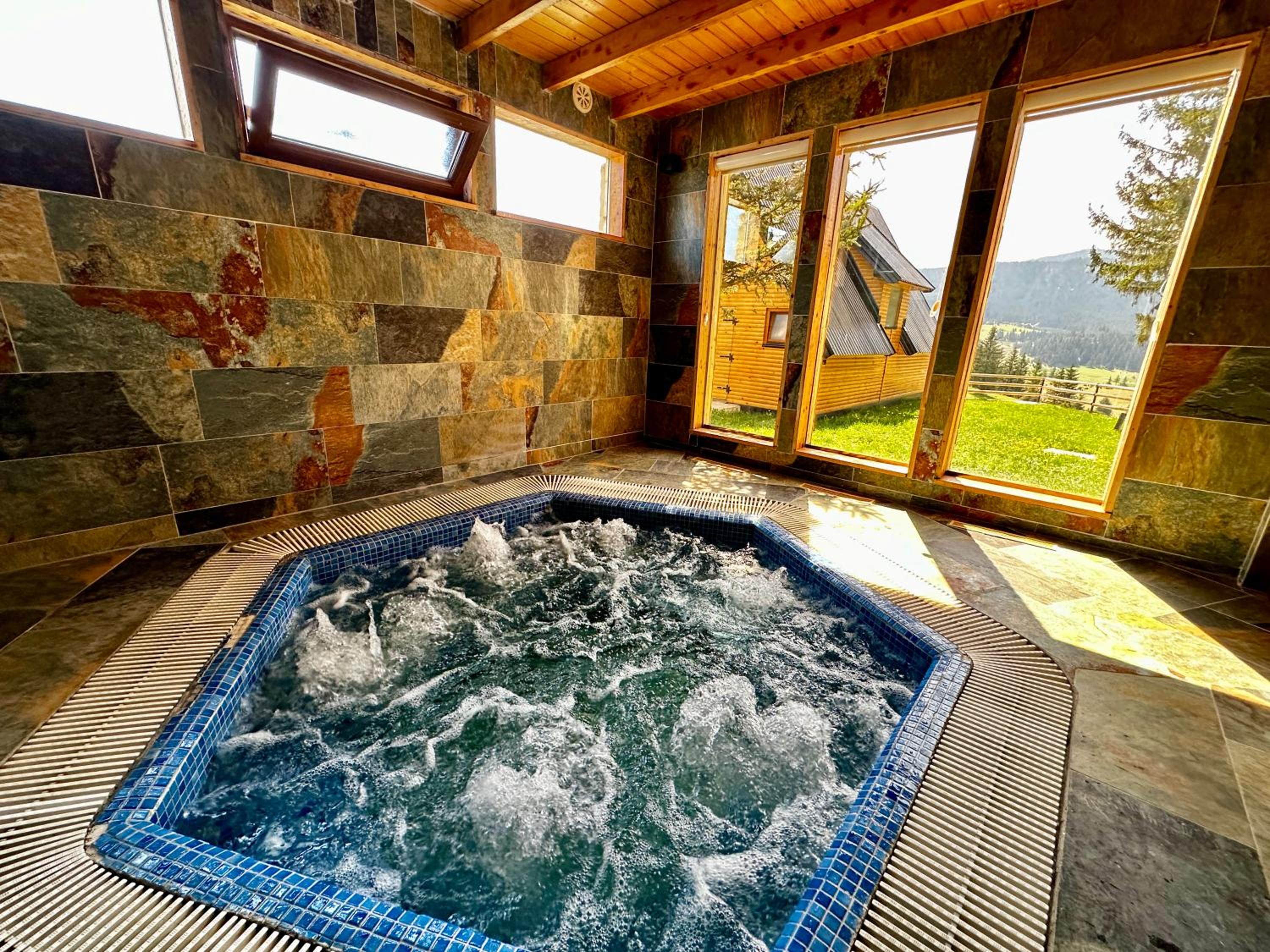 Vlasic Odmor - Villa Krajina IV & jacuzzi