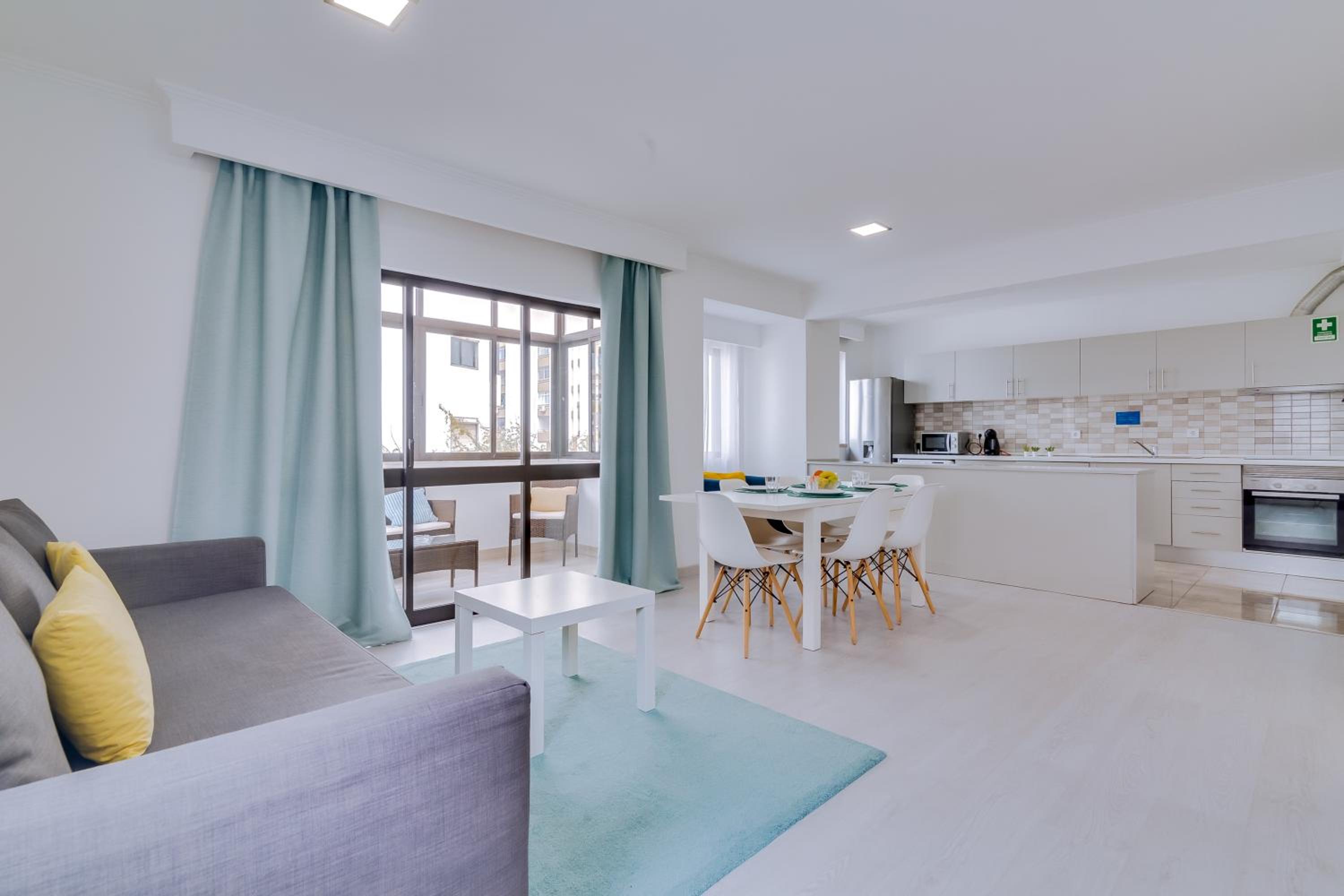 AL - Apartamento Quarteira Avenida view 4