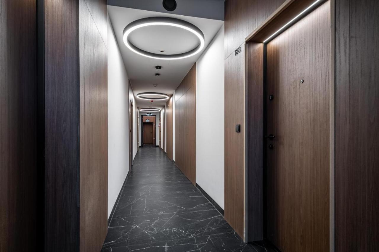 Golden Apartments Warsaw - Premium Stay at Grzybowska 37