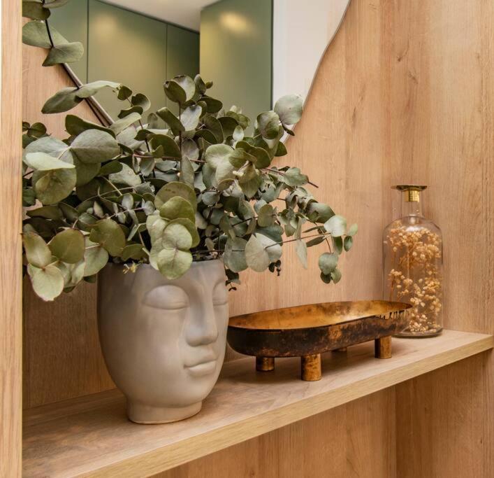 Marbella beach & center photo 4