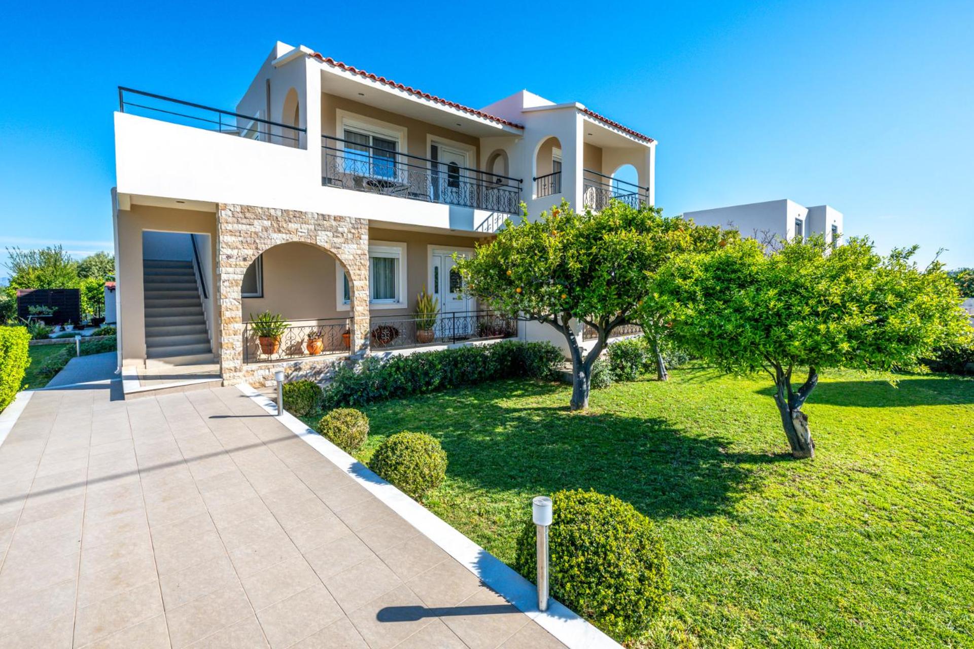 Nimarevi Apartment