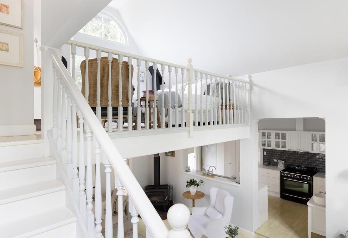 Exclusive Luxury Designer Cottage Estate for 10 - Peaceful Retreat Just 8 Minutes from Maleny