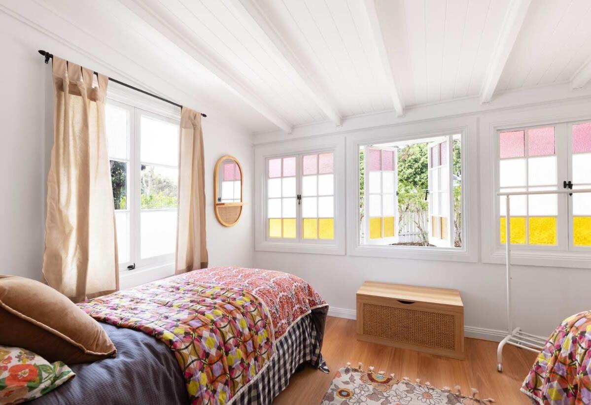 Exclusive Luxury Designer Cottage Estate for 10 - Peaceful Retreat Just 8 Minutes from Maleny